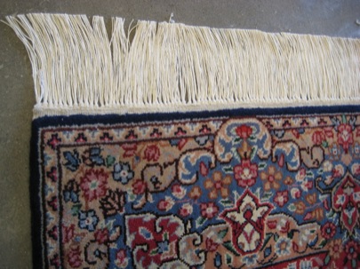 Picture of close up rug fringe